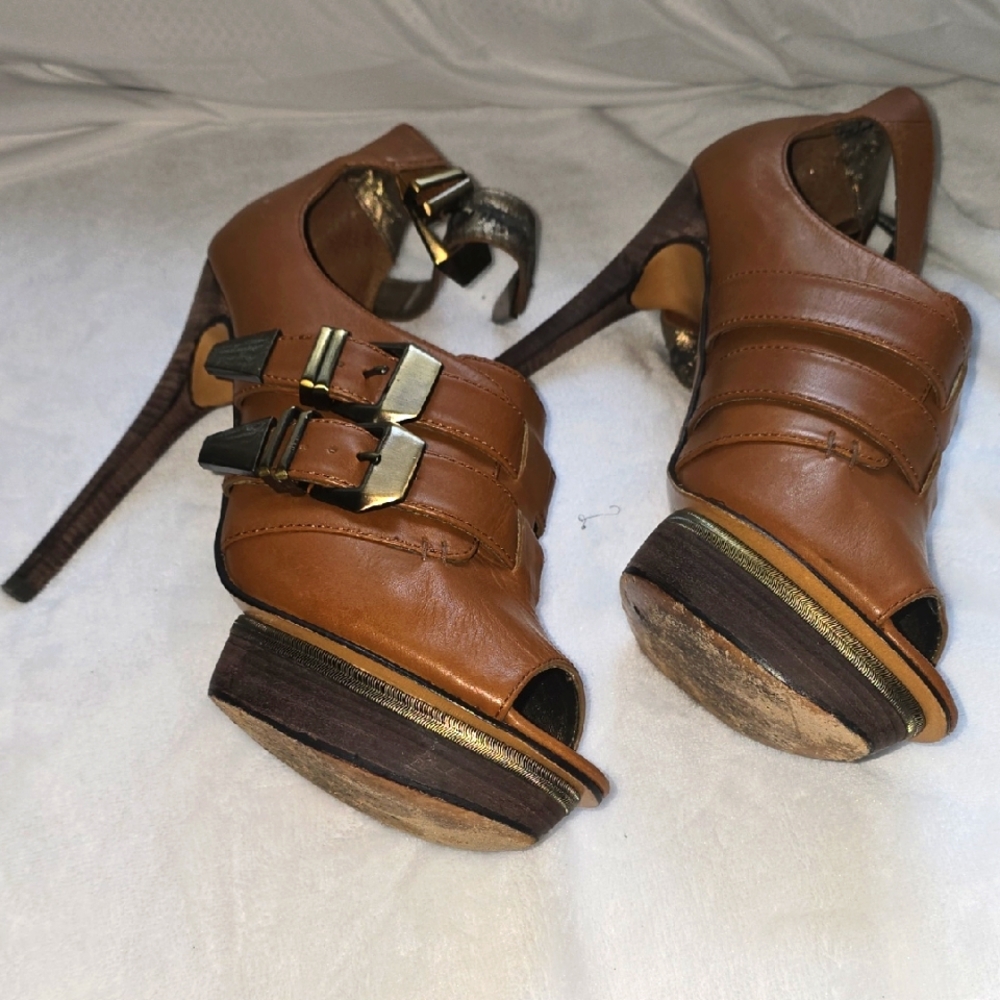 Pelle Moda Tan and Gold High Heeled Sandals
